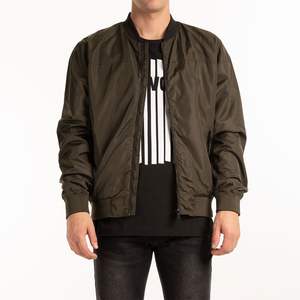 Chaqueta Bomber Urbana para Hombre, Tejido Transpirable, Manga Larga, Ajustada, Chaquetas Bomber de Satén de Alta Calidad para Hombre, Color Sólido, Estilo Universitario - Product Image 2