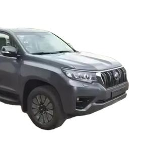 Sièges en cuir 2023 d'occasion en bon état, faible kilométrage, aucun problème mécanique, prêts à rouler - Product Image 1