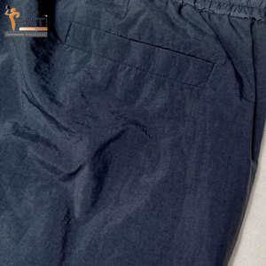 Pantalon sur mesure avec design OEM pour hommes Pantalon de fabrication professionnelle à bas prix Pantalon pour hommes avec design de logo personnalisé - Product Image 3