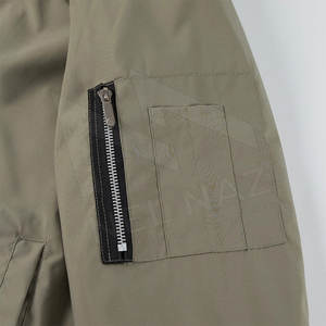 Blouson d'aviateur à faible poids vente en gros blouson d'aviateur imperméable pour hommes en nylon et polyester avec logo personnalisé blousons d'aviateur pour hommes - Product Image 5