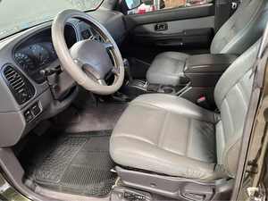 Camión de caza Clean 1997 Nissa-n Pathfinde-r 4x4 de segunda mano - Product Image 3