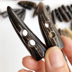 Boutons ovales à 2 trous en corne de buffle naturelle noire, réglables et faits à la main, pour jeans, manteaux, vestes, sacs - Product Image 5