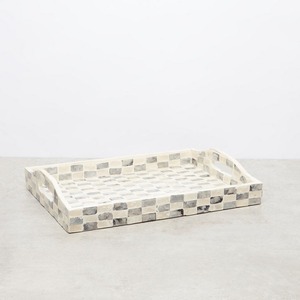 Bandeja de Nácar en Tono Neutro, Mosaico Rectangular, Bandeja Decorativa Hecha a Mano para Servir, para Sala de Estar, Cocina y Comedor de Lujo - Product Image 1