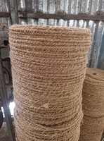 Corde de coco de haute qualité utilisée pour la fabrication de tapis de coco avec 100% de fibres de noix de coco naturelles
