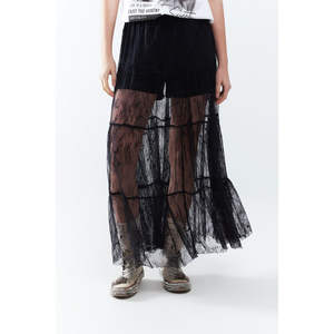 กระโปรงแม็กซี่สีดำผ้าชีฟองลูกไม้พิมพ์ลายดอกไม้ ไซส์ XS กระโปรงมิดิแบบพันรอบตัว หนังนิ่มปักลายพร้อมตกแต่งระบาย - Product Image 3