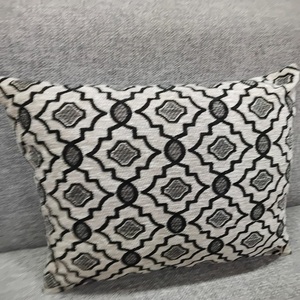 Taie d'oreiller carrée tissée en jacquard de style européen de luxe, écologique et personnalisable pour canapé et hôtel - Product Image 5