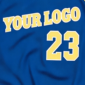 Maillot de basketball vintage classique à rayures bleues et jaunes en maille respirante, avec logo et numéro personnalisés, uniforme sportif confortable pour le quotidien - Product Image 4