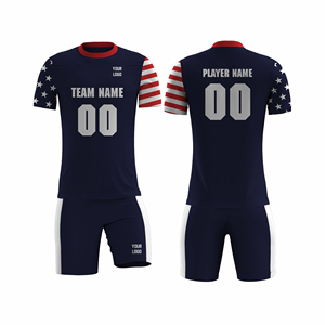 Uniforme de fútbol personalizado de alta calidad, servicios OEM disponibles 2025, equipos de diseños impresos de transferencia de calor ligeros de tendencia 100% - Product Image 4