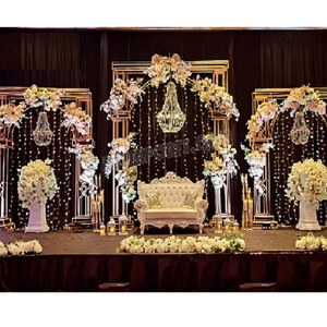 Magníficos Paneles Metálicos de Diseño para Escenarios de Recepción, Arcos Metálicos Dorados para Bodas, Instalación de Escenarios de Recepción, Arco Metálico para Bodas en el Reino Unido - Product Image 1