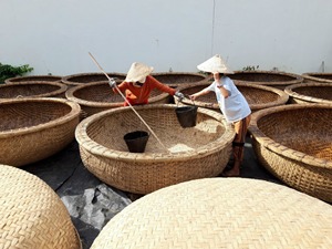 Canasta Coracle de bambú natural Barco para decoración de frutas DE LOTO AZUL VIETNAM 2025 - Product Image 3