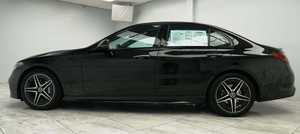 Mercedes-Benz Clase C 300 4MATIC 2024 Negro Brillante Usado con Llantas de Aleación, Asientos de Cuero, Sistema de Navegación, Asientos Calefactables, Volante a la Izquierda - Product Image 2