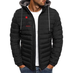 Chaqueta acolchada en capas con revestimiento de puntos y cremallera corta informal de ajuste holgado para hombre de invierno de nuevo estilo - Product Image 1