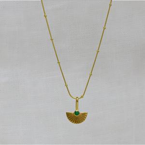 Colgante de ónix verde y vermeil dorado texturizado, cadena de serpiente con tachuelas ajustable, joyería fina hecha a mano para regalo y capas, venta al por mayor - Product Image 2