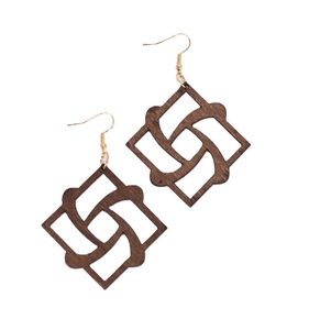 Boucles d'oreilles en bois naturel pour la fête et le quotidien Boucles d'oreilles en bois uniques avec des motifs tribaux et ethniques - Product Image 4