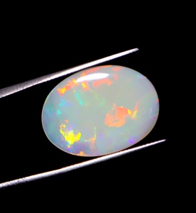 โอปอลธรรมชาติจากออสเตรเลีย 7 กะรัต รูปทรงวงรี โอปอลคูเบอร์เพดีแบบตัน  แบบเม็ดเดี่ยว - Product Image 3