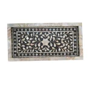 BANDEJA DE HUESO DE FORMA CUADRADA HECHA A MANO con patrones de diseño floral Bandeja de servicio con incrustaciones de hueso Fiesta de Navidad - Product Image 4