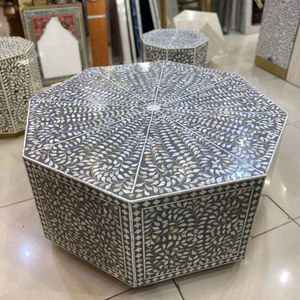 โต๊ะกาแฟทรงกลมลายดอกไม้สไตล์โมเดิร์น  ตกแต่งด้วยงานฝังลาย  เป็นมิตรกับสิ่งแวดล้อม สีขาว สำหรับใช้ในห้องนั่งเล่นที่บ้าน - Product Image 2