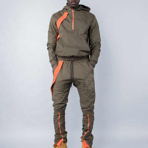 Conjunto de chándal de nailon cortavientos Vintage para hombre hecho a medida, traje de sublimación con cremallera, conjunto de dos piezas con estampado de invierno de talla grande - Product Image 4