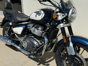 Ventes 2025 2024 Roya1 Enfield Super Meteor 650 Moto Cruiser avec garantie de 3 ans, cylindrée 1000-1500cc, vitesse maximale > - Product Image 4
