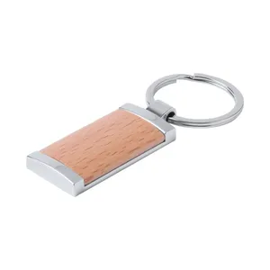 Portachiavi e Moschettoni Personalizzati in Legno e Metallo Mewok, Gadget Promozionali su Misura - Product Image 1