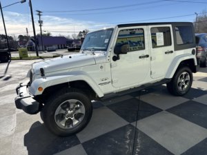 Jeep Wrangler Unlimited Sahara 4x4 d'occasion propre 2017 - Product Image 2