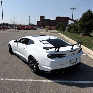 Gran éxito de ventas: Chevrolet Camaro ZL1 Supercargado de 6 velocidades - Product Image 3