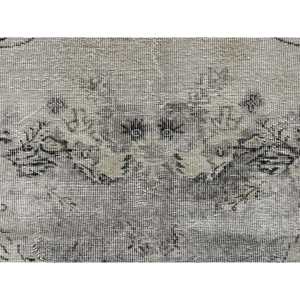 Alfombra Grande Vintage de 5.6x9.3 pies, Alfombra Abstracta Gris Negra de Lana - Product Image 5