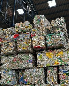 Chatarra de Latas de Aluminio Prensadas Limpias de Alta Pureza 99.89%, Material de Reciclaje de Latas de Bebidas Secas y Limpias para Exportación Global - Product Image 3