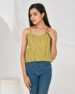 เสื้อสปาเก็ตตี้ถักลายทางสีเขียวพร้อมงานปักและเสื้อปาร์ตี้ลำลองแขนกุดคอทรงโอแบบสั้นแบบโปร่ง - Product Image 1