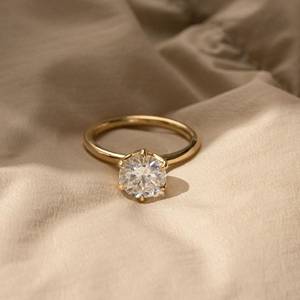 Bague solitaire en moissanite brillante ronde de 7 mm de style art déco avec tulipe florale à six griffes idéale pour une occasion spéciale - Product Image 1