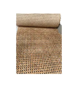 Hoge Kwaliteit Natuurlijke En Gebleekte Witte Kleur Rotan Mesh Cane Roll Materiaal Voor Produceren Rotan Bamboe Meubels Uit Vietnam