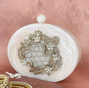 Resin <b>Heart</b> Shaker <b>Handbag</b> Luxury Resin Clutch Bag Handmade Resin Craft Women Bags Exclusive Hand Bag by LUXURY CRAFTS - Product Image 5