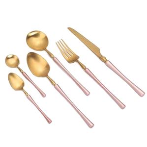 Ensemble de couverts plaqués or en métal de nouveau style en émail rose poignée ronde pour la maison et les ensembles de couverts de vaisselle d'hôtel - Product Image 1