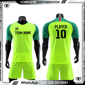 Conjunto de Camiseta y Pantalones Cortos de Fútbol Personalizables de Alta Calidad para Adultos Unisex, Uniforme Deportivo - Product Image 6