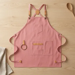 Tablier de protection rose en toile robuste et réutilisable avec taille réglable et poches pour le nettoyage - Product Image 1