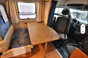 Camping-car de luxe ALCOVE d'occasion, modèle 2013 XGO Dynamic 28 blanc, 4-6 personnes, norme Euro 4, conduite à gauche, US - Product Image 4