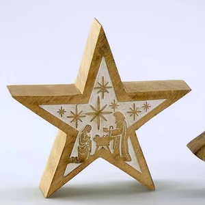 Ornement d'arbre en bois rustique pour Noël sculpté à la main en bois d'acacia et de manguier avec touche métallique - Product Image 1