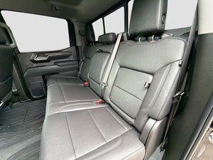 Pick-up Sierra 1500 Elevation 4x4 d'occasion 2025, moteur 2.7T-5.3L V8, transmission automatique, conduite à gauche, à vendre - Product Image 6