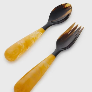 Couverts en bois de bouleau faits à la main, écologiques et personnalisés, cuillère et fourchette, vaisselle pour les mariages - Product Image 1