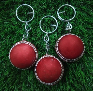 Llaveros de neopreno de acero inoxidable hechos a mano último diseño PU cuero Mini Cricket accesorio ecológico impermeable personalizable - Product Image 4