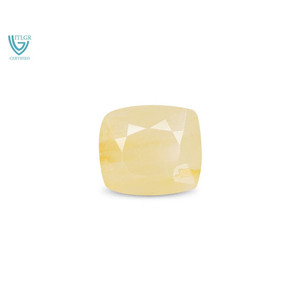 Saphir Jaune Naturel (Pukhraj) de 6,49 Carats, Taille Émeraude Facettée, Pierre Libre, Couleur Peridot avec Matériaux Alexandrite et Aigue-marine - Product Image 1