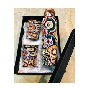 ชุดขวดน้ำทองแดงพิมพ์ลายพร้อมชุดแก้วขวดน้ำดื่มสำหรับยิมขวดน้ำดีไซน์แบบตอก - Product Image 1