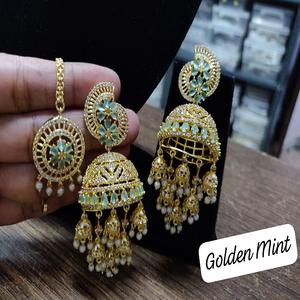 Jhumkka Jhumkas เพชรอเมริกันมีดีไซน์ตัดดาวขนาดใหญ่พร้อม mangtikka Jhumkas คุณภาพสูงเหมาะสำหรับผู้หญิงในโอกาสพิเศษ - Product Image 1