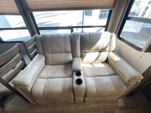 Used 2018 Keystone C-o-u-g--a-r 310RLS - Product Image 5