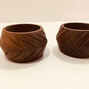 Ronds de serviette en bois de Noël indiens exclusifs pour les fêtes de mariage Cercle de table Décoratif Rond de serviette exclusif - Product Image 1