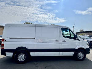 Mercedes-Benz Sprinter 2500 d'occasion 2014, garantie OEM d'un an, origine américaine - Product Image 2