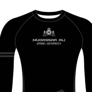 Dernière conception de vêtements de sport respirants pour hommes, couleur unie, manches longues avec logo personnalisé 100% polyester - Product Image 4