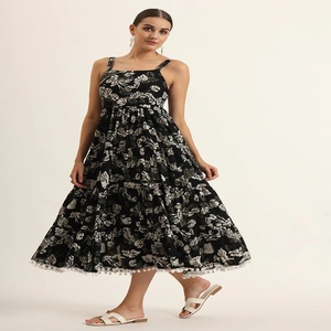 Robe ethnique longue à bretelles vintage en coton pur à imprimé floral pour femmes Respirante Séchage rapide ODM - Product Image 5