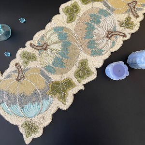 ผ้ารองโต๊ะหรูหราขนาด 36 นิ้ว ลายปักสไตล์วินเทจ ทนความร้อน พร้อมแผ่นรองแก้วประดับลูกปัด สำหรับใช้ในบ้าน โรงแรม งานแต่งงาน - Product Image 5