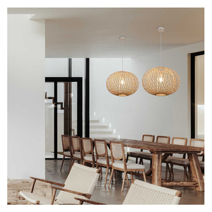 Suspension en bambou faite à la main écologique en gros Éclairage naturel léger et durable Minimaliste Intérieur de la maison Vietnam - Product Image 1